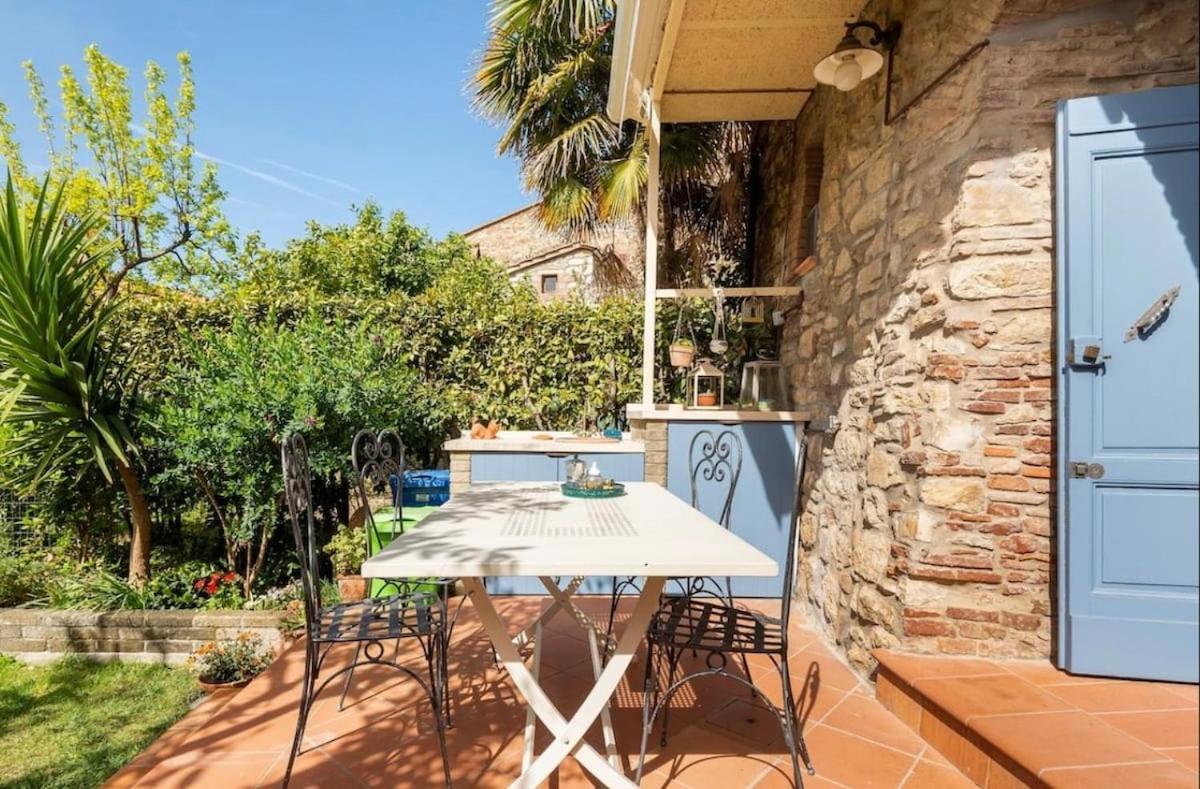 수베레토 La Casa Nel Castello E Il Giardino Segreto 빌라 외부 사진
